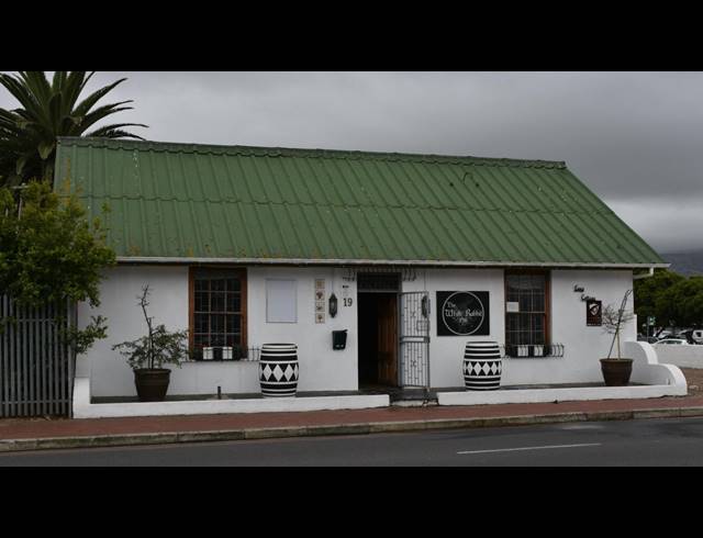 250M² RETAIL FOR SALE IN CAPE TOWN CITY CENTRE